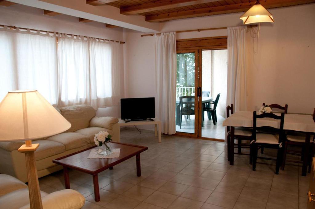 Apartamentos Siglo XXI - Ancla ซานต์เฟลิอูเดกีโซลส์ ห้อง รูปภาพ